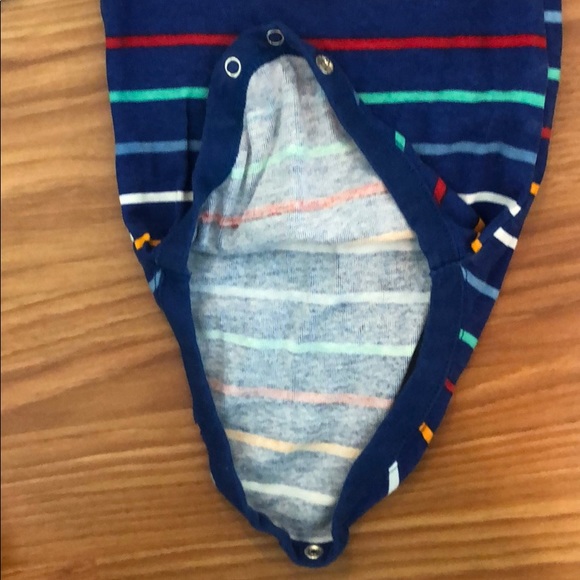 6-9 m long sleeve onesie - Picture 4 of 4